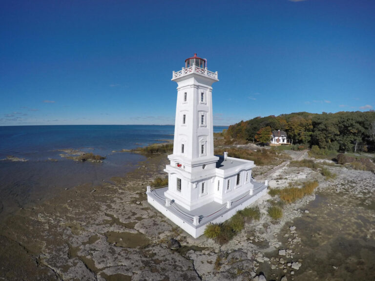 Port Abino Lighthouse